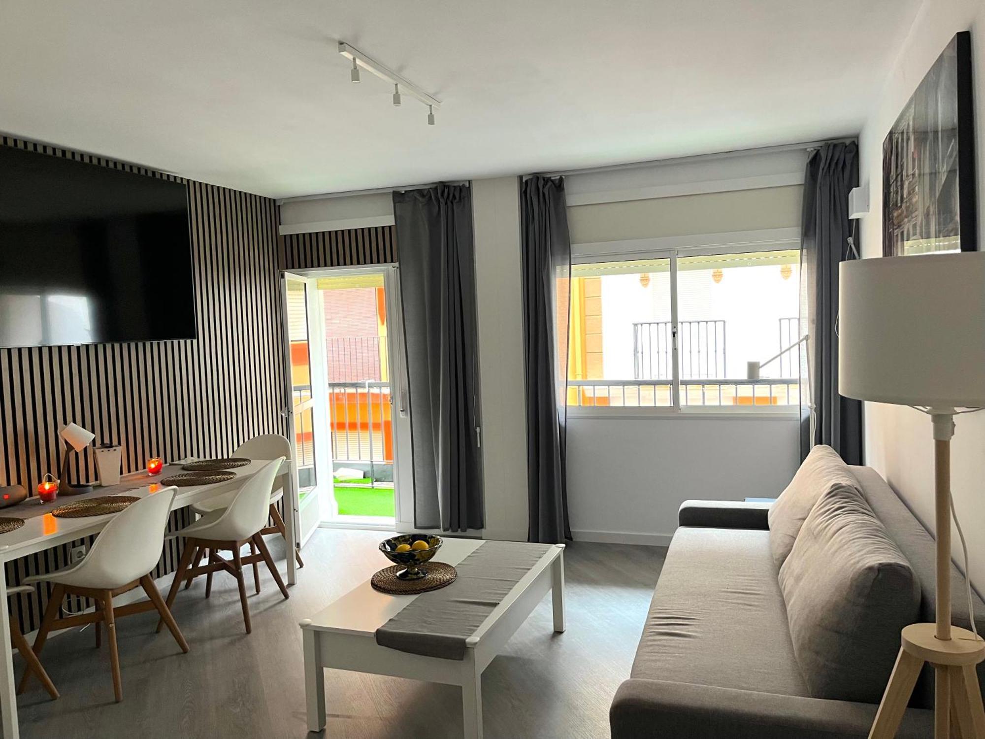 Small Home Фуенхірола Екстер'єр фото